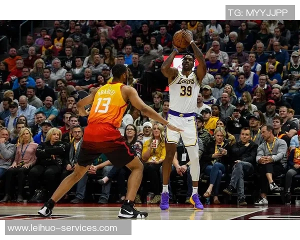 友谊赛精彩回顾AC米兰小胜里昂逆转瞬间引发全场热烈欢呼