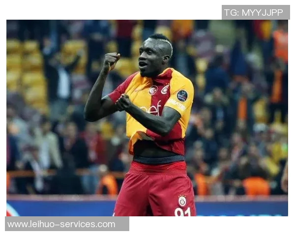 中超激战尤文图斯与阿森纳战平帽子戏法点燃全场激情 中超激战尤文图斯与阿森纳战平帽子戏法点燃全场激情