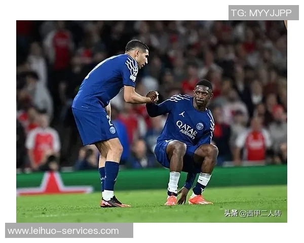 国王杯精彩对决：多特蒙德与巴黎圣日耳曼战成平局帽子戏法引发全场狂欢