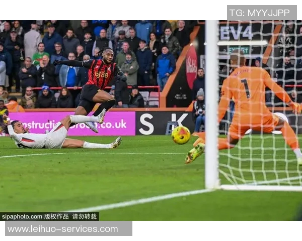 世界杯激战巴萨逆转拜仁点球大战引发全场狂欢与转会传闻交织