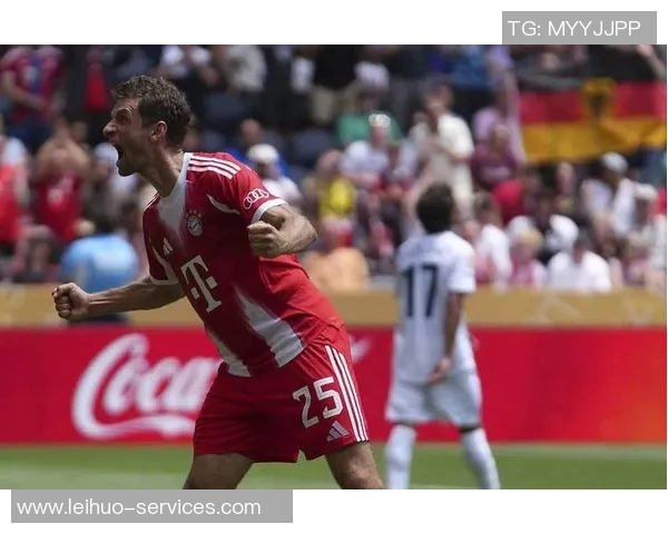 世界杯激战拜仁狂胜曼联五球大捷绝杀时刻点燃全场激情