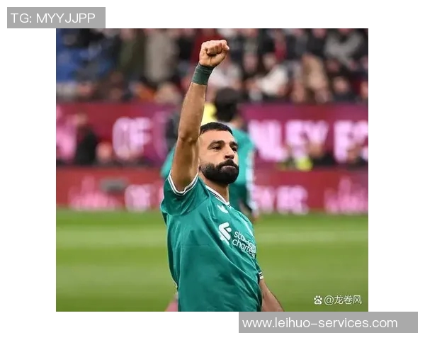 英超焦点战里昂与利物浦1比1平绝杀瞬间引发争议判罚热议 英超焦点战里昂与利物浦1比1平绝杀瞬间引发争议判罚热议