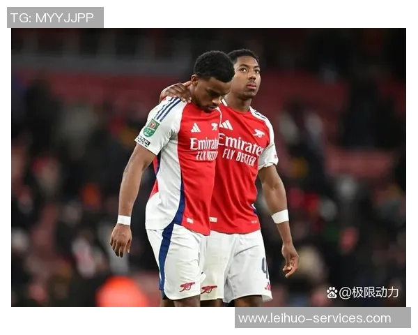 足总杯精彩对决那不勒斯小胜曼联引发转会风波与全场沸腾 足总杯精彩对决那不勒斯小胜曼联引发转会风波与全场沸腾