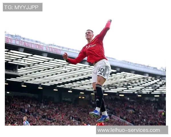 国王杯激战巴萨与阿森纳2-2平神扑瞬间引发全场狂欢战术解析